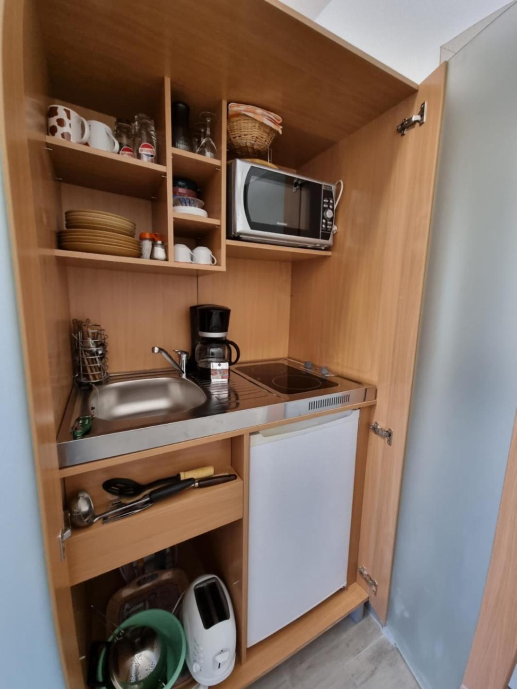 Duna-Beach Apartman Kimle Rum bild